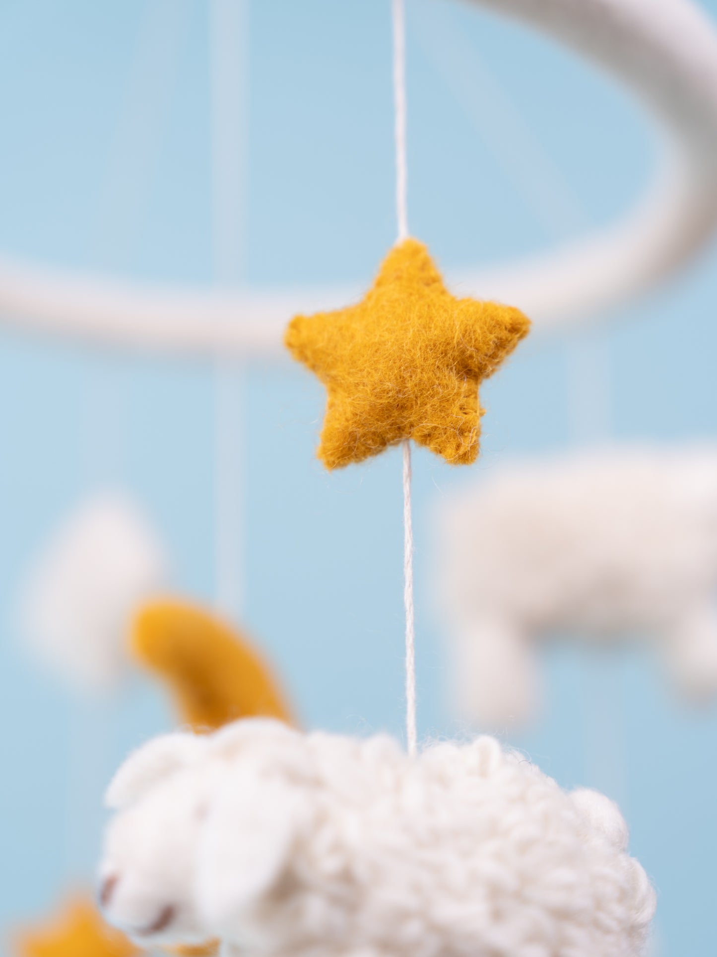 Schäfchen Mobile | Mond und Sterne | handgemacht aus Filz