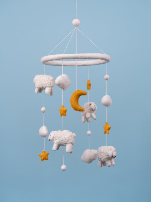 Schäfchen Mobile | Mond und Sterne | handgemacht aus Filz